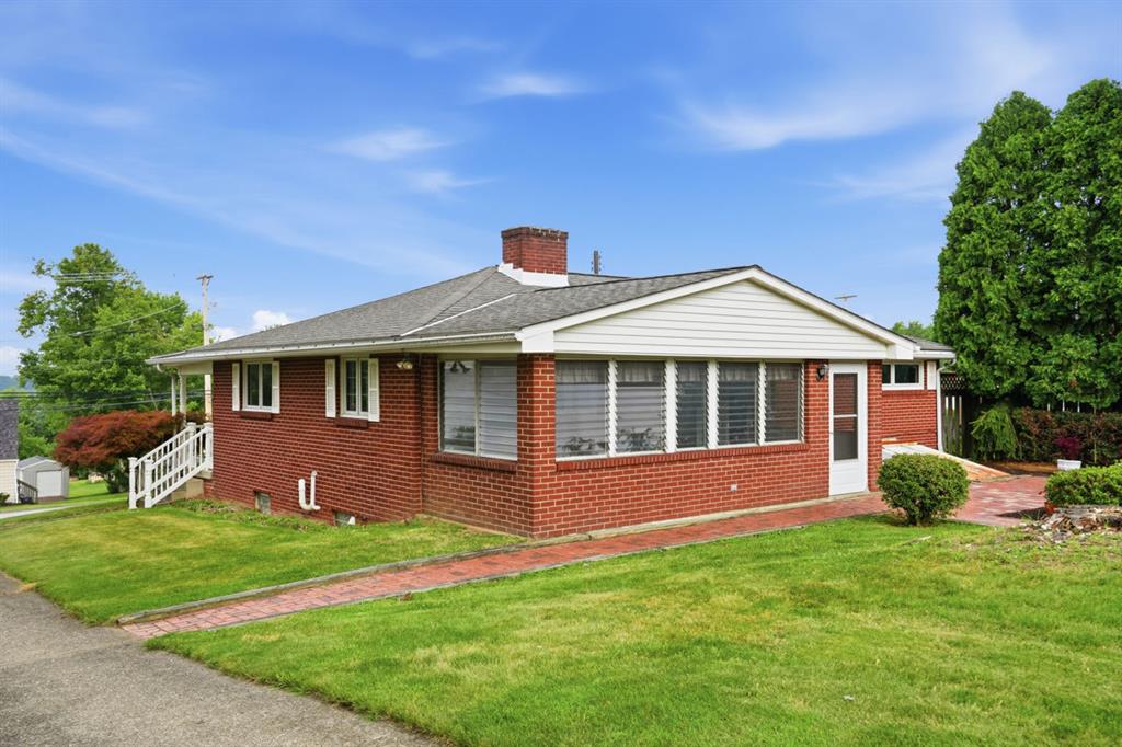 2913 Conway Wallrose Road Baden, PA 15005 - Photo 37 of 46