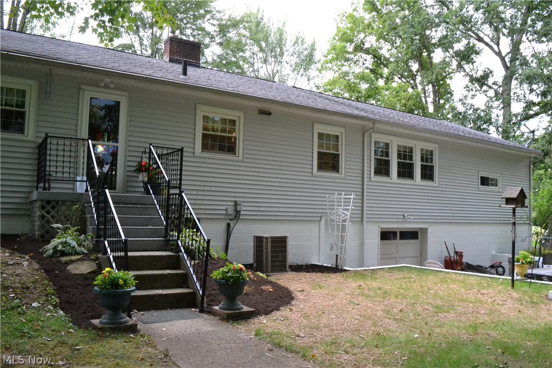 4689 Manchester Road New Franklin, OH 44203 - Photo 7 of 25 Gallery Image 7
