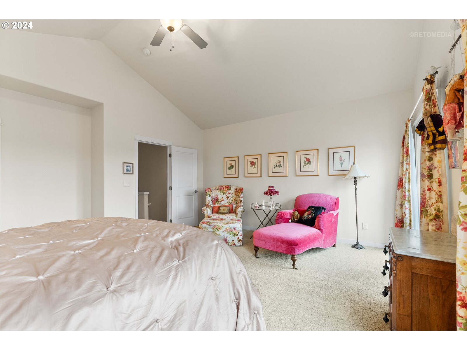 12268 Southwest 2nd Street Beaverton, OR 97005 - Photo 17 of 37 Gallery Image 17