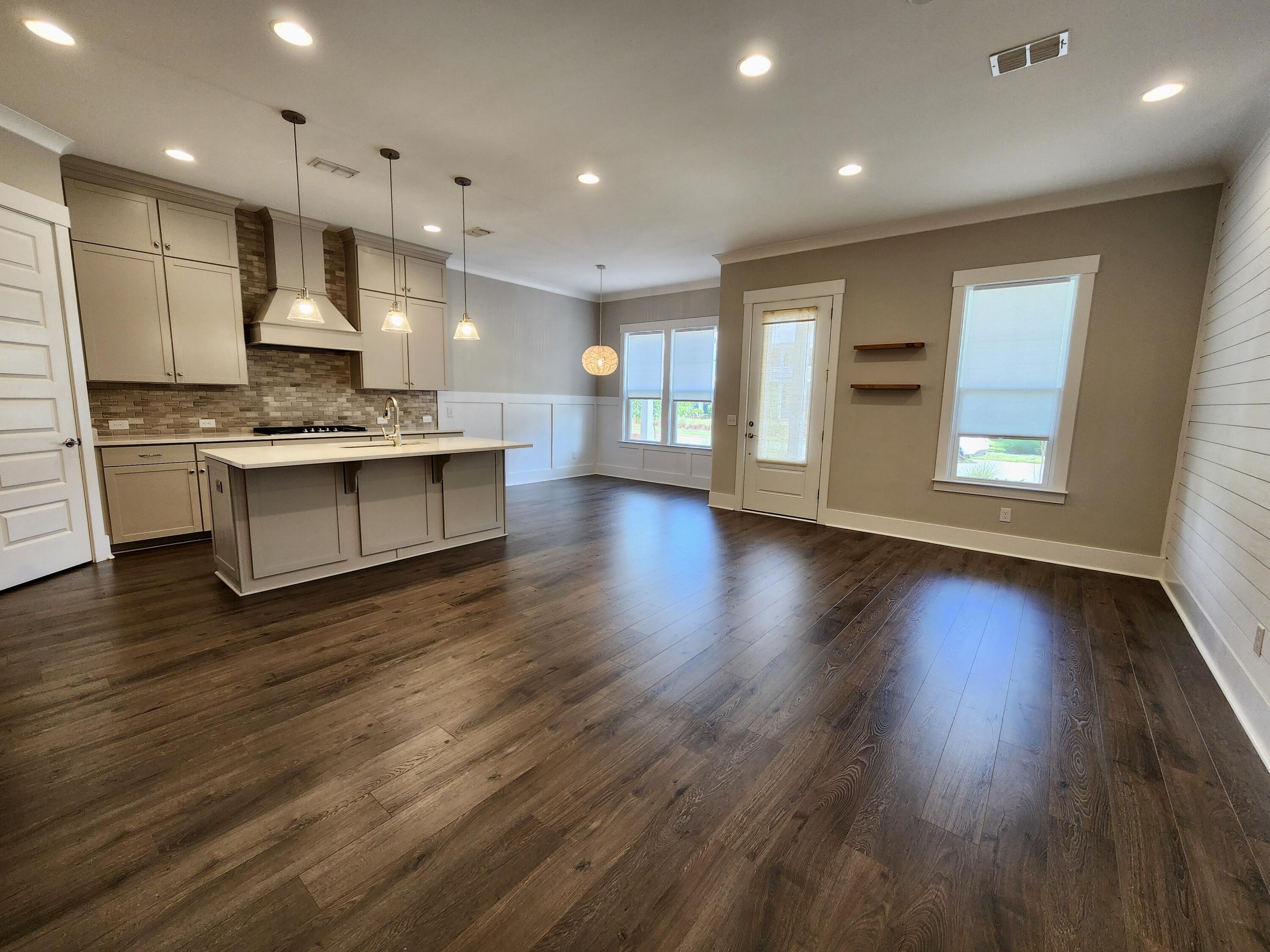 3132 Sturbridge Road Mount Pleasant, SC 29466 - Photo 2 of 32 20240710_104641