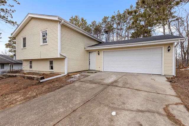 $234,900 | 2718 Norway Pine Road, Rockford, IL 61109