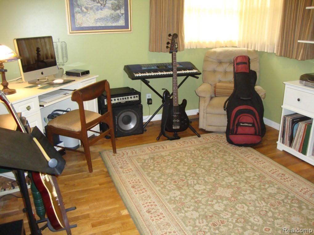 5189 Van Slyke Road Flint, MI 48507 - Photo 14 of 22 DSC00240.jpg