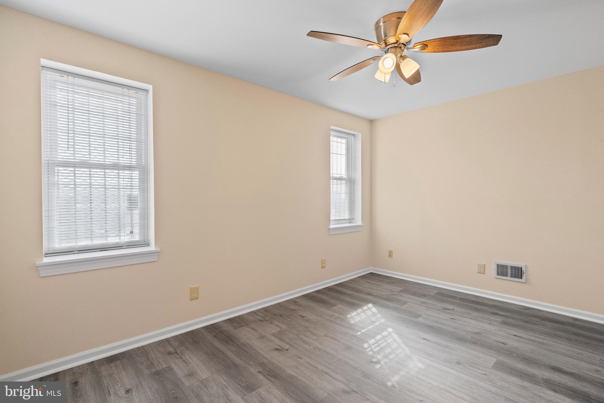 2217 Linden Avenue Baltimore, MD 21217 - Photo 5 of 38