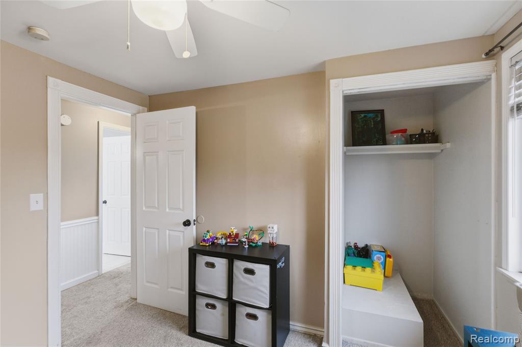 36698 Rolf Street Westland, MI 48186 - Photo 20 of 34