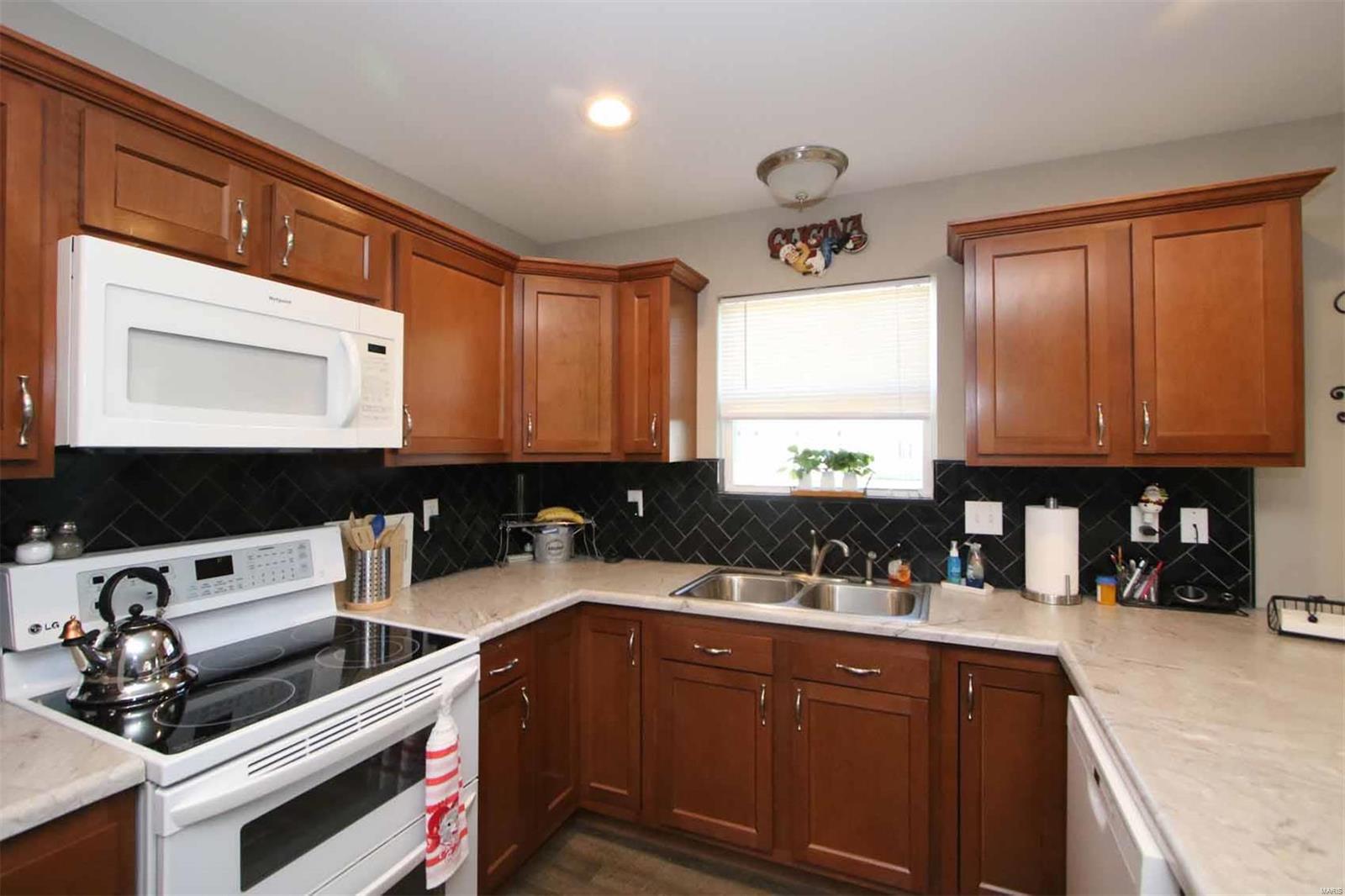 1220 Ranworth Drive Godfrey, IL 62035 - Photo 14 of 24