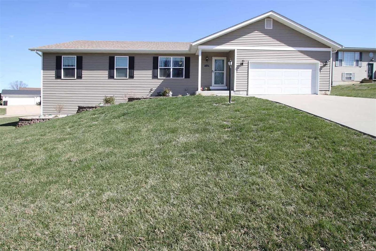 1220 Ranworth Drive Godfrey, IL 62035 - Photo 8 of 24