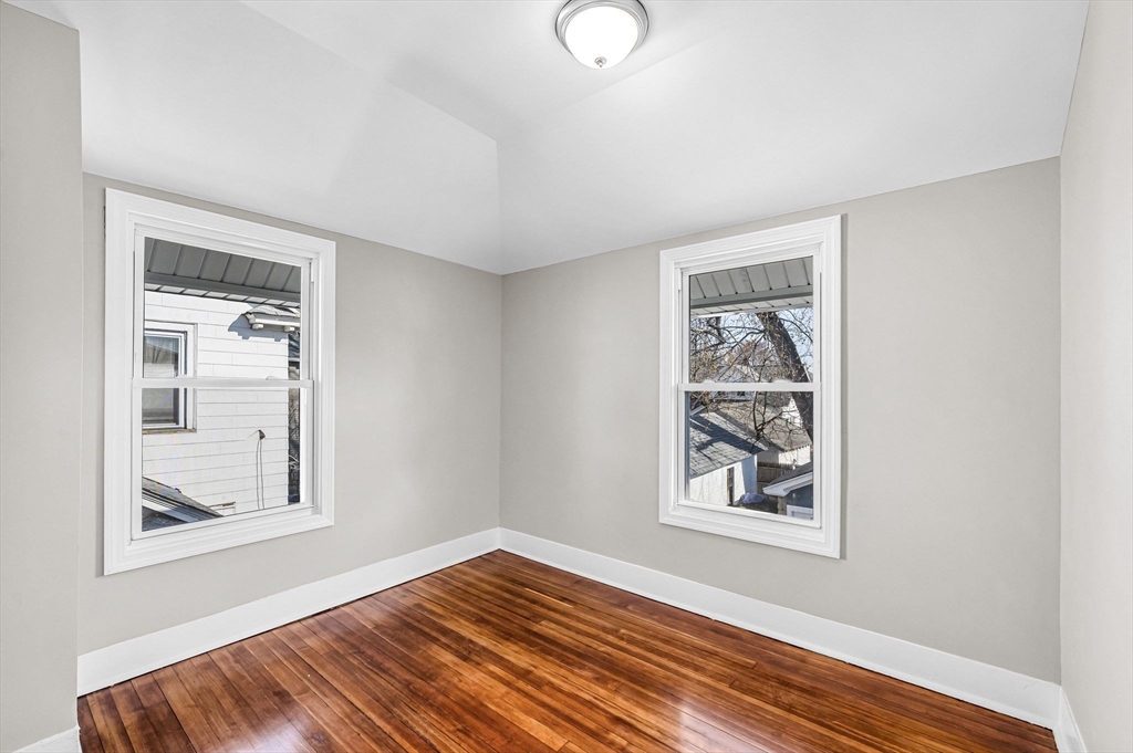 85 Edendale Street Springfield, MA 01104 - Photo 12 of 29