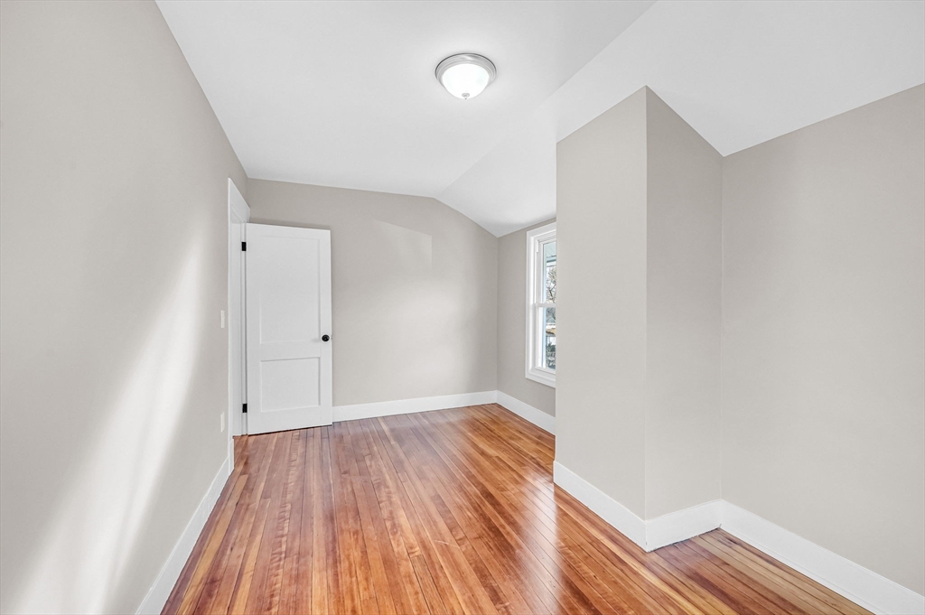 85 Edendale Street Springfield, MA 01104 - Photo 20 of 29