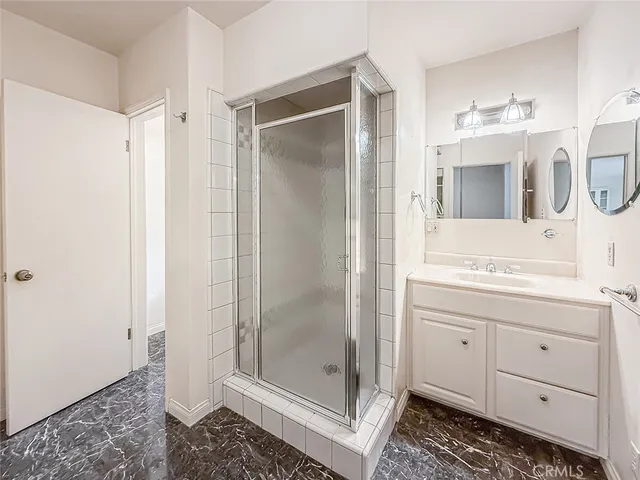 $1,599,999 | 2001 Niodrara Drive, Glendale, CA 91208