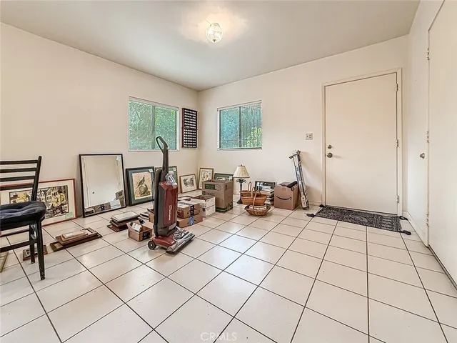 $1,599,999 | 2001 Niodrara Drive, Glendale, CA 91208