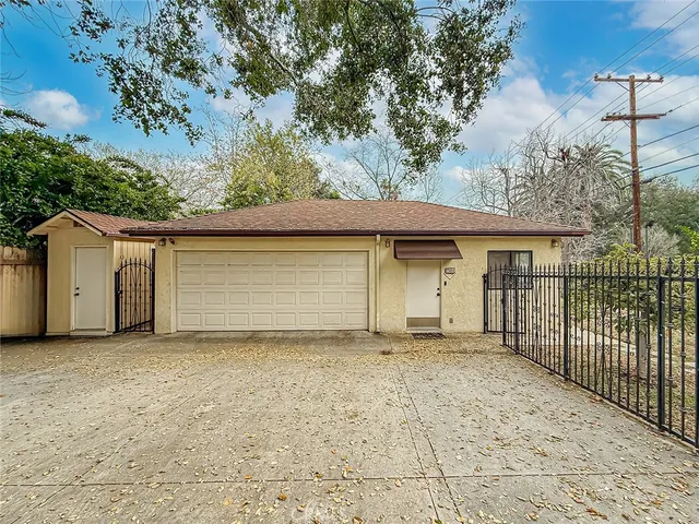 $1,599,999 | 2001 Niodrara Drive, Glendale, CA 91208