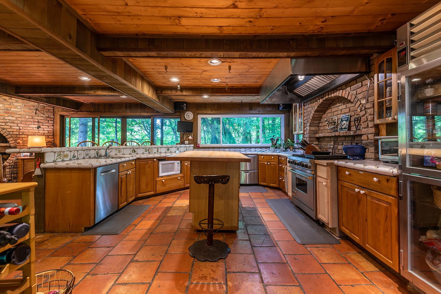 11 Founders Hill Road Winhall, VT 05340 - Photo 13 of 40