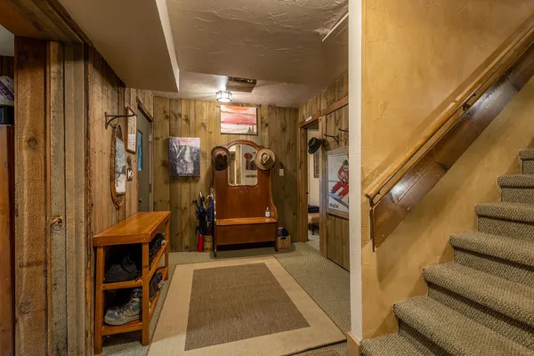 $1,150,000 | 11 Founders Hill Road, Winhall, VT 05340