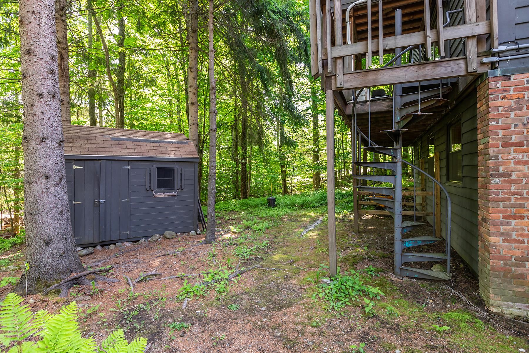 11 Founders Hill Road Winhall, VT 05340 - Photo 30 of 40