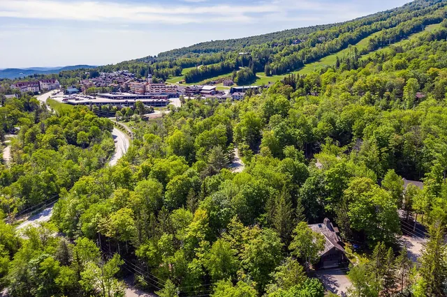 $1,150,000 | 11 Founders Hill Road, Winhall, VT 05340