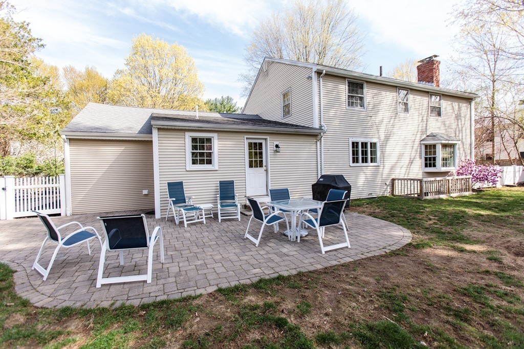 62 Standish Circle Wellesley, MA 02481 - Photo 11 of 13