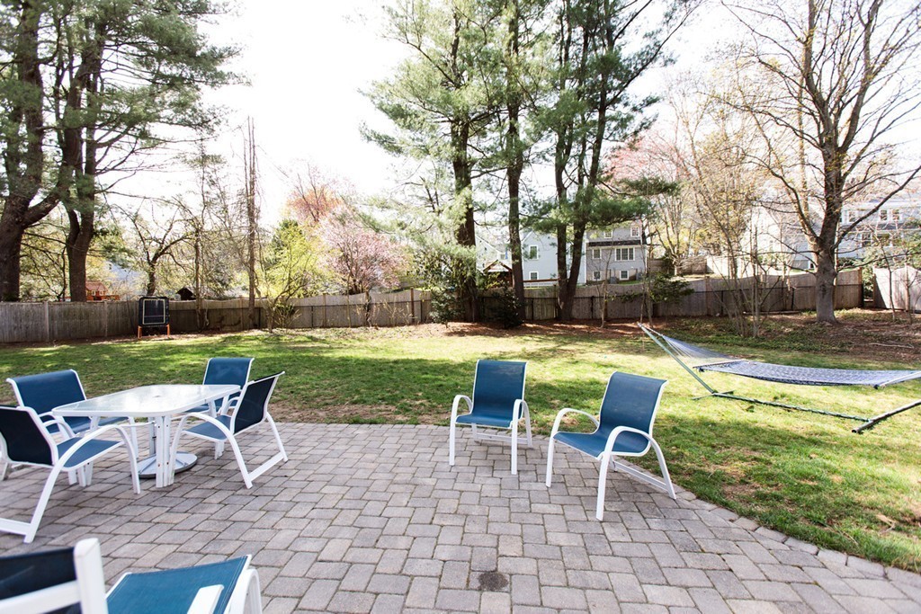 62 Standish Circle Wellesley, MA 02481 - Photo 12 of 13