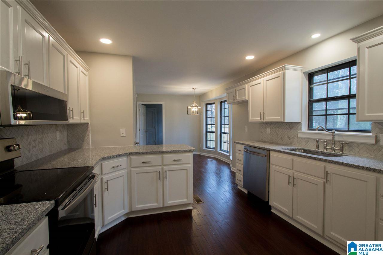 112 Forest Parkway Alabaster, AL 35007 - Photo 11 of 49