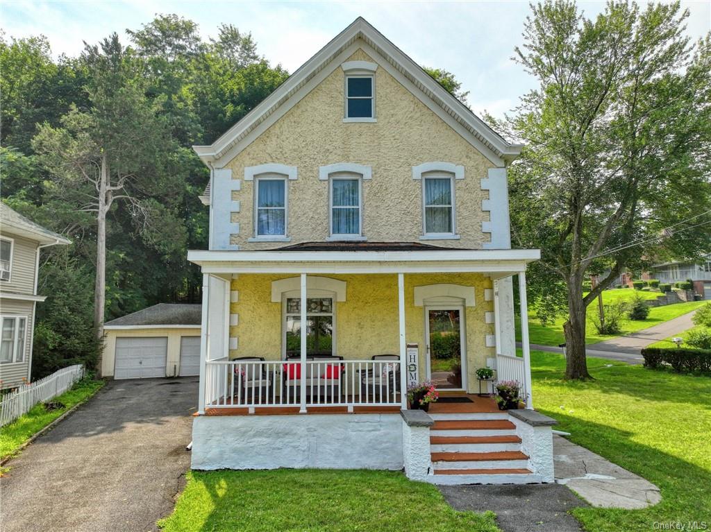 120 East Chester Street, Kingston, NY 12401 Compass