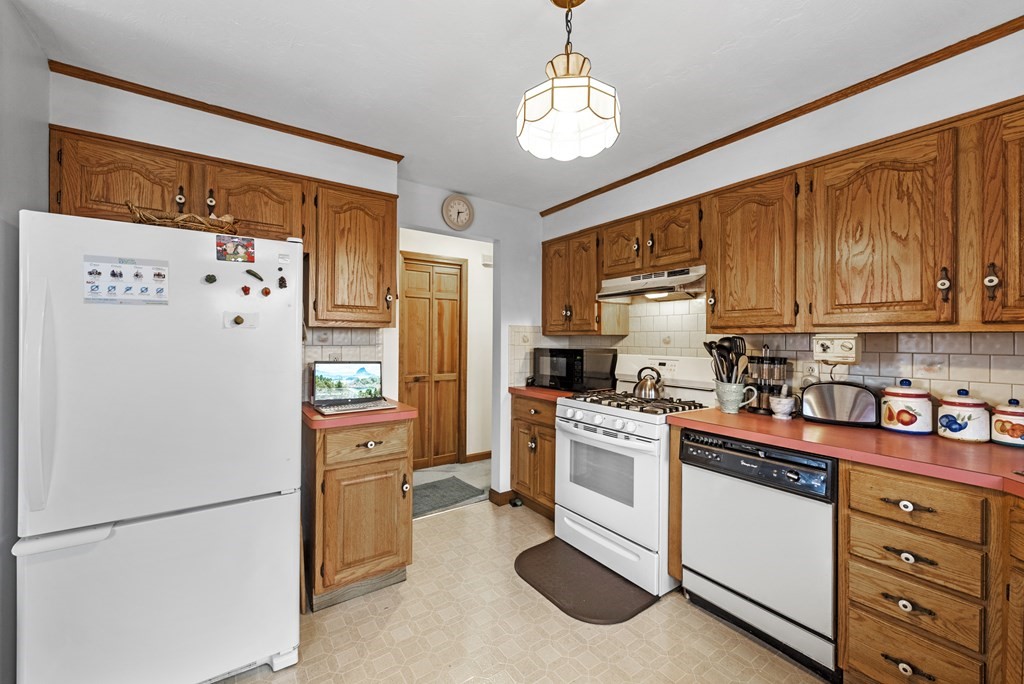 64 Beach Road Revere, MA 02151 - Photo 17 of 25 Gallery Image 17