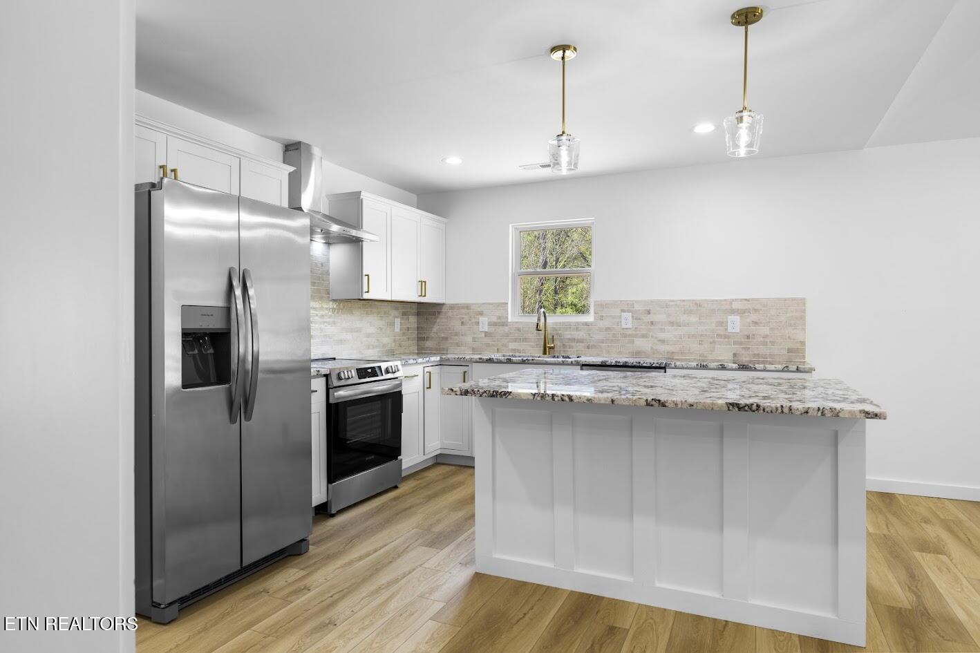 203 Stone Road Knoxville, TN 37920 - Photo 11 of 43 1S2A7963