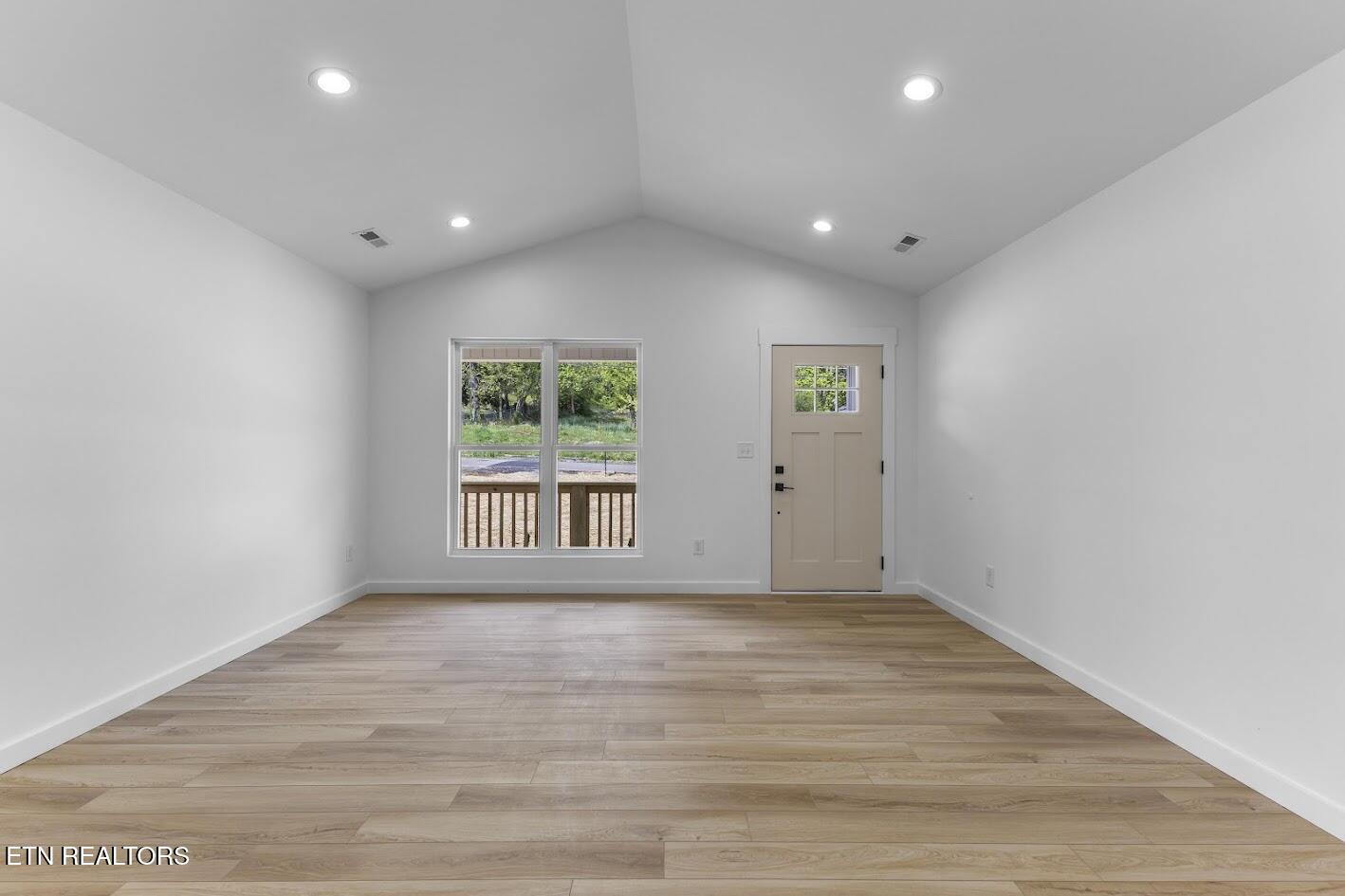 203 Stone Road Knoxville, TN 37920 - Photo 20 of 43 1S2A8017