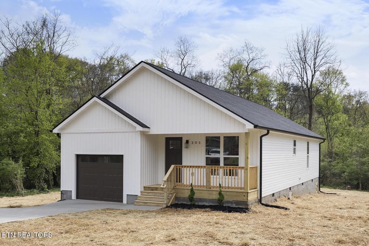 203 Stone Road Knoxville, TN 37920 - Photo 7 of 43 1S2A8053 (1)