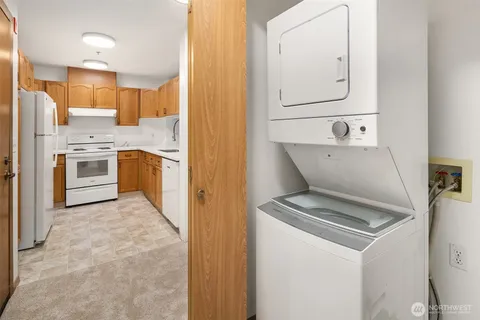 $410,000 | 1822 152nd Avenue Northeast, Unit E311, Bellevue, WA 98007
