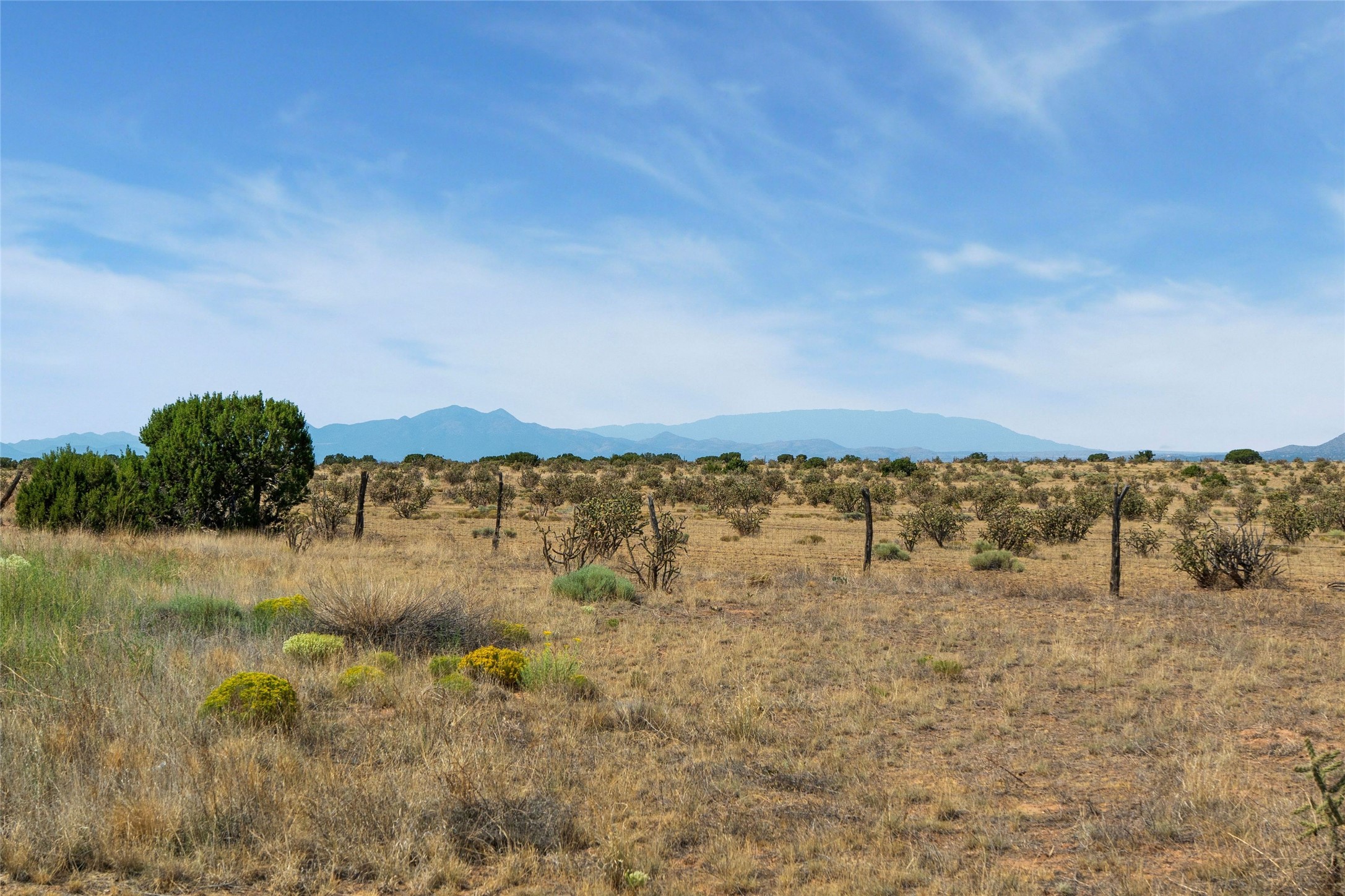 28 Tetilla Road Santa Fe, NM 87508 - Photo 10 of 43 Gallery Image 10