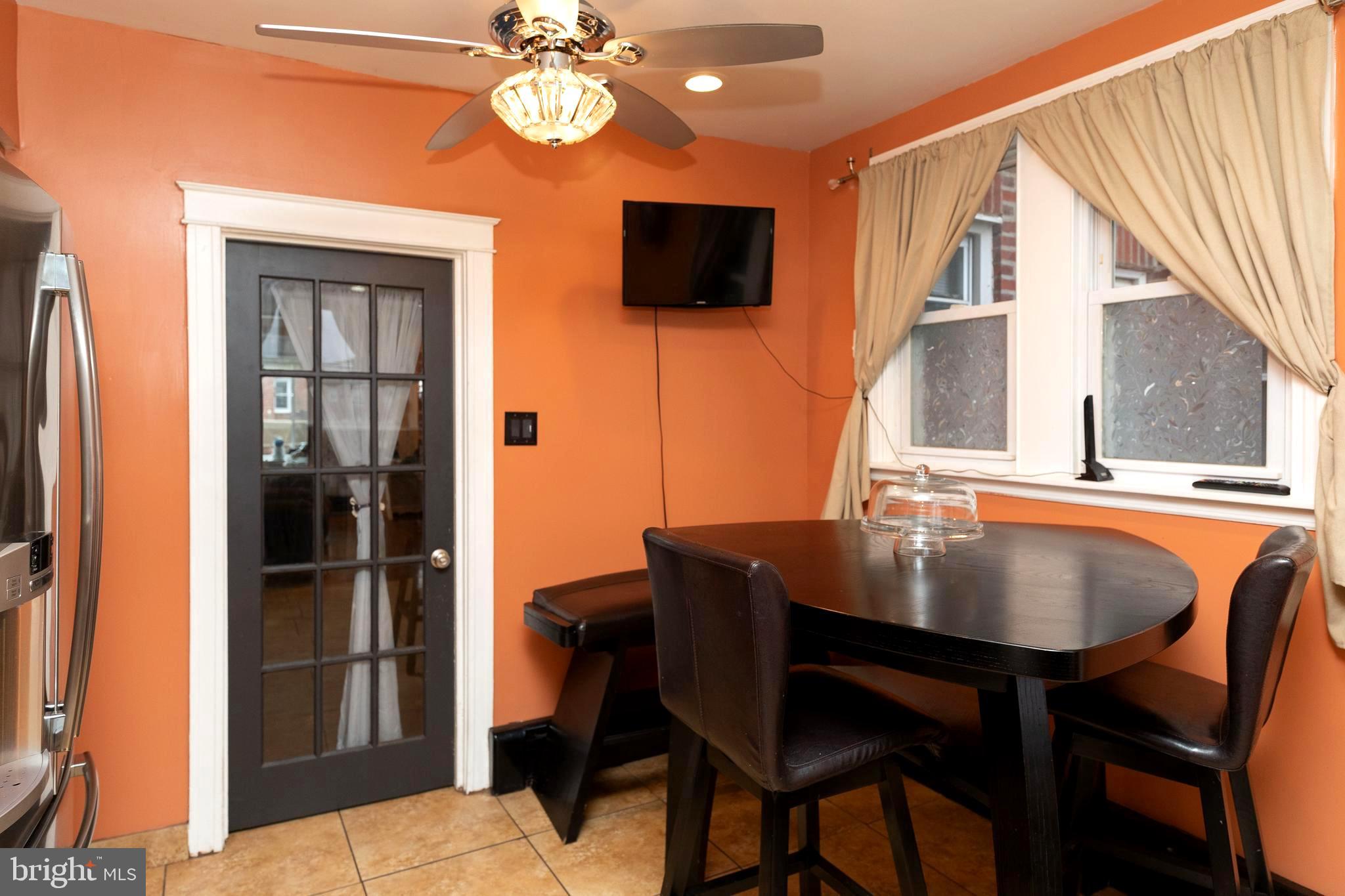 7138 Cottage Street Philadelphia, PA 19135 - Photo 14 of 38