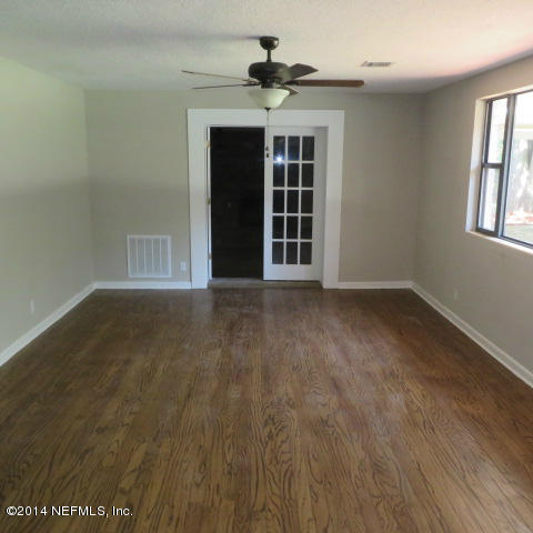5314 Ridgecrest Avenue Jacksonville, FL 32207 - Photo 12 of 20 IMG_0253