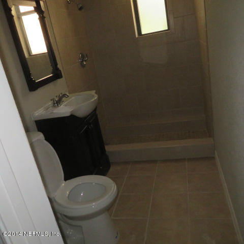5314 Ridgecrest Avenue Jacksonville, FL 32207 - Photo 15 of 20 IMG_0256