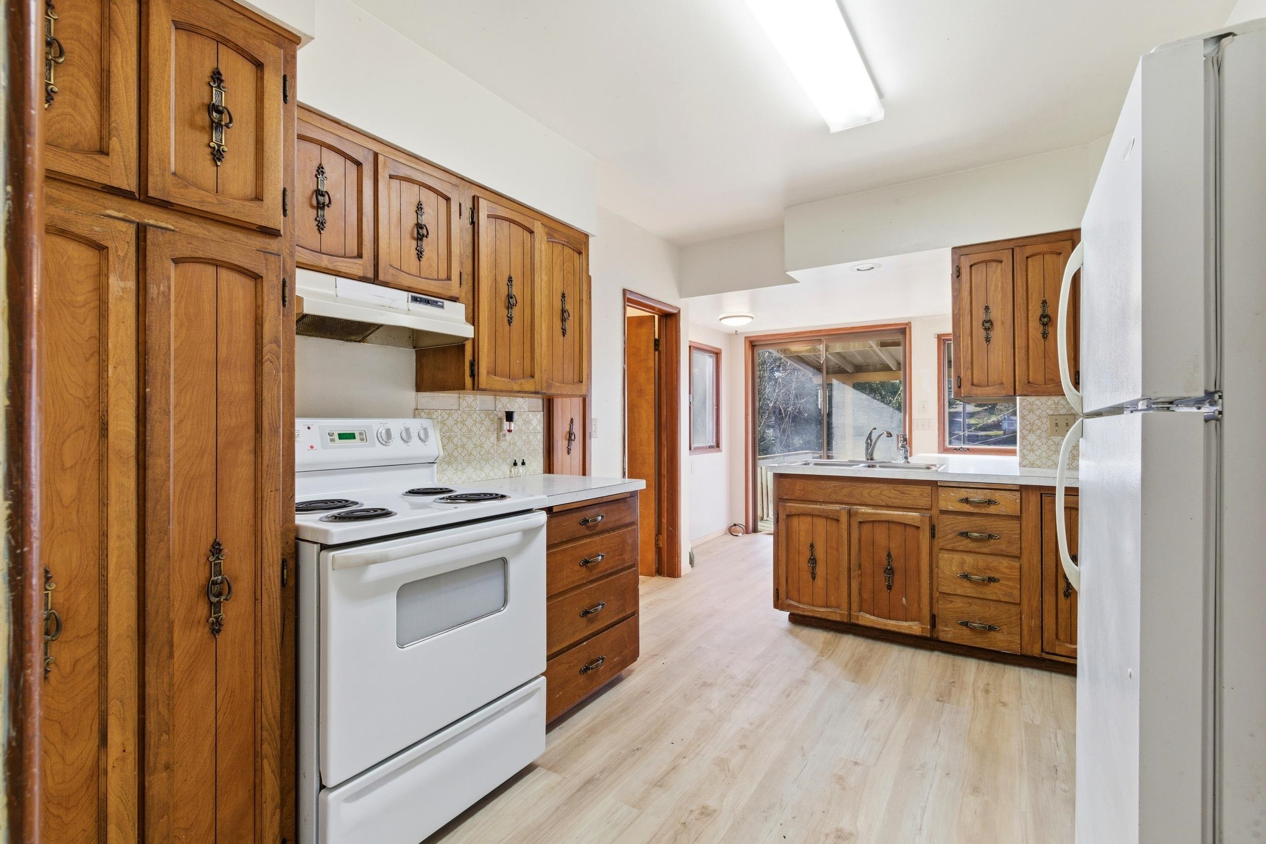 337 South Crosby Street Tekoa, WA 99033 - Photo 13 of 45