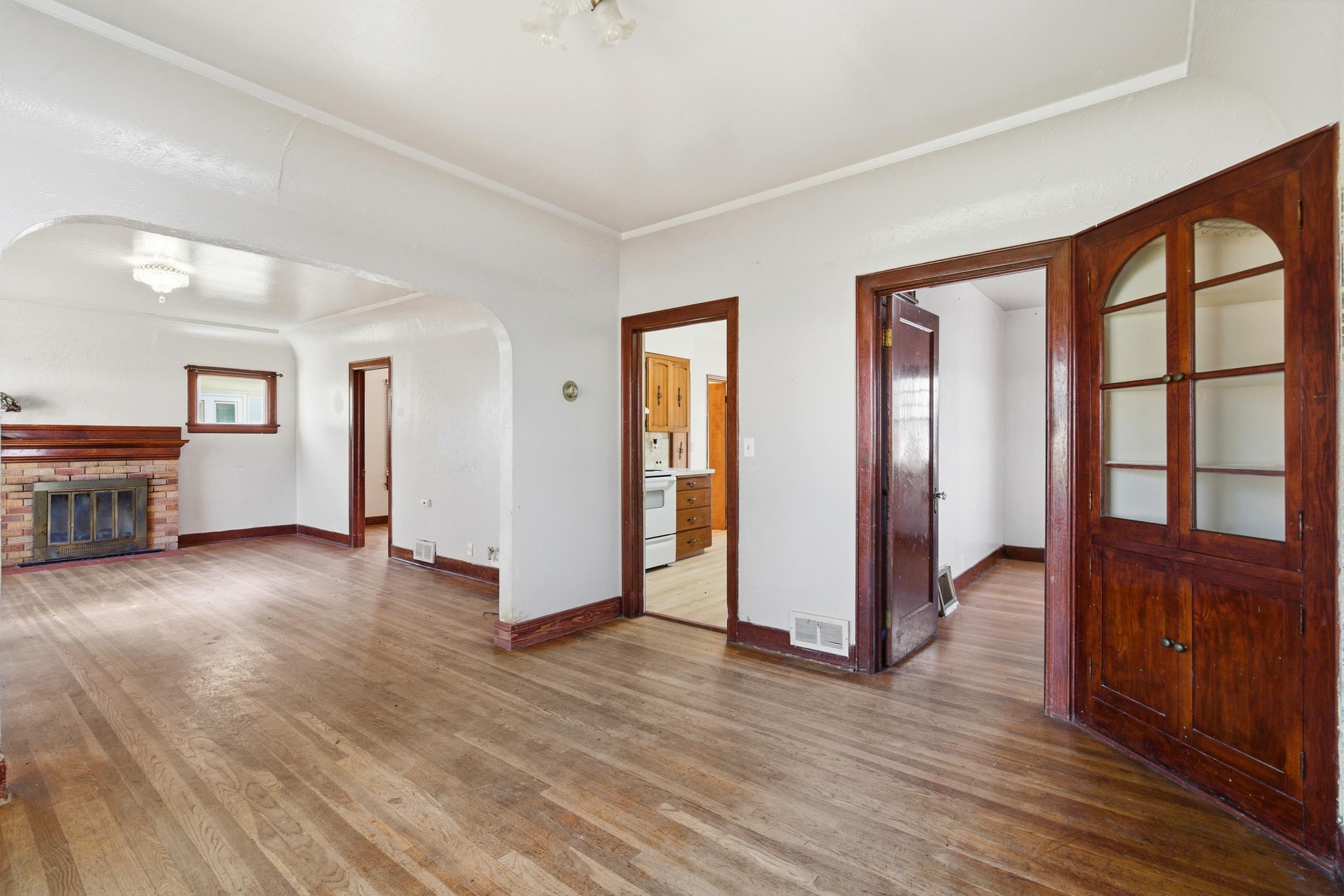 337 South Crosby Street Tekoa, WA 99033 - Photo 9 of 45