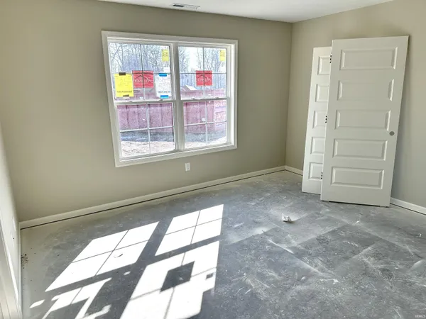 $324,900 | 6327 Hunter Wood Drive, Fort Wayne, IN 46835