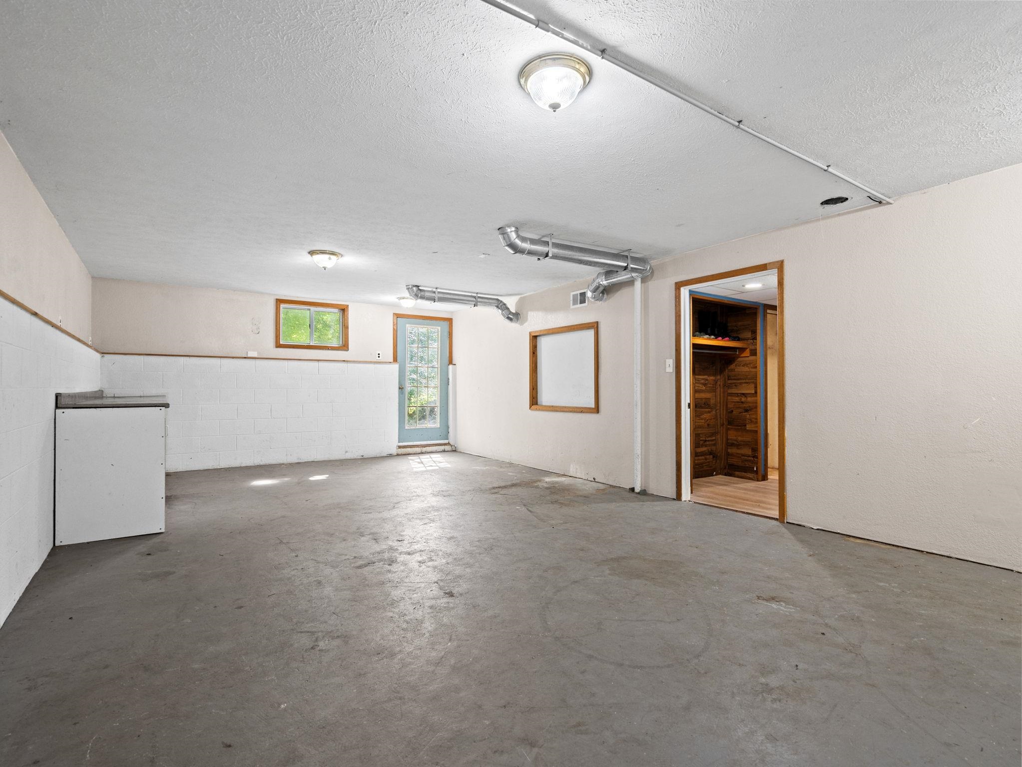 3527 South 31 Road Cadillac, MI 49601 - Photo 34 of 60