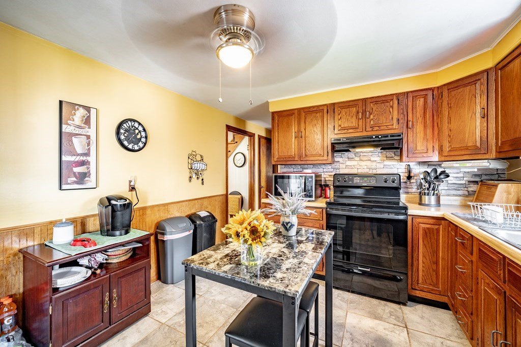 14 Bonneta Circle Chicopee, MA 01020 - Photo 12 of 32