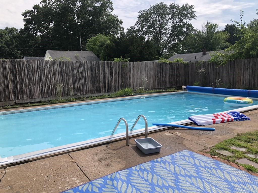 14 Bonneta Circle Chicopee, MA 01020 - Photo 6 of 32