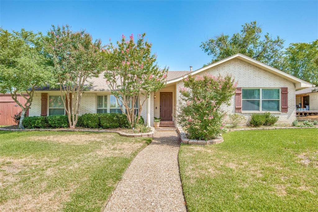 6607 Roundrock Road Dallas, TX 75248 - Photo 1 of 25