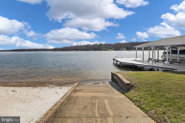 $2,700,000 | 6109 Lake Front Way, Spotsylvania, VA 22551