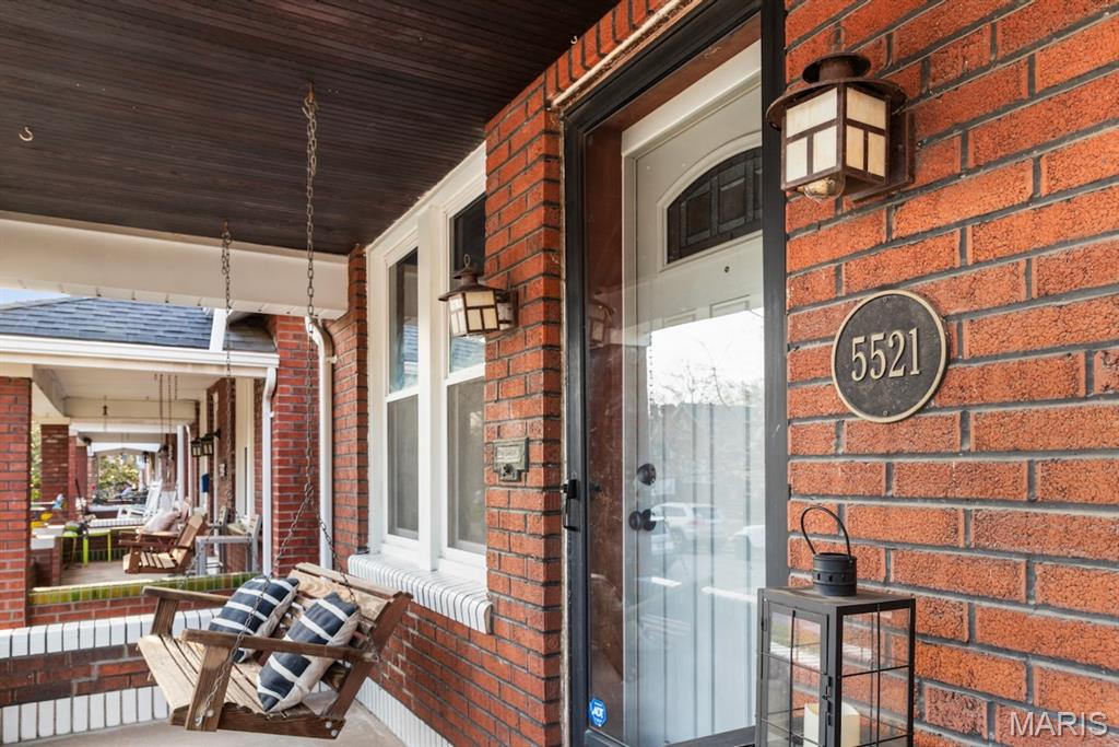 5521 Itaska Street St. Louis, MO 63109 - Photo 2 of 45