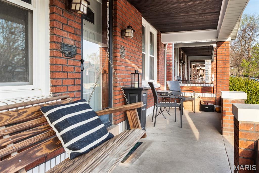 5521 Itaska Street St. Louis, MO 63109 - Photo 3 of 45
