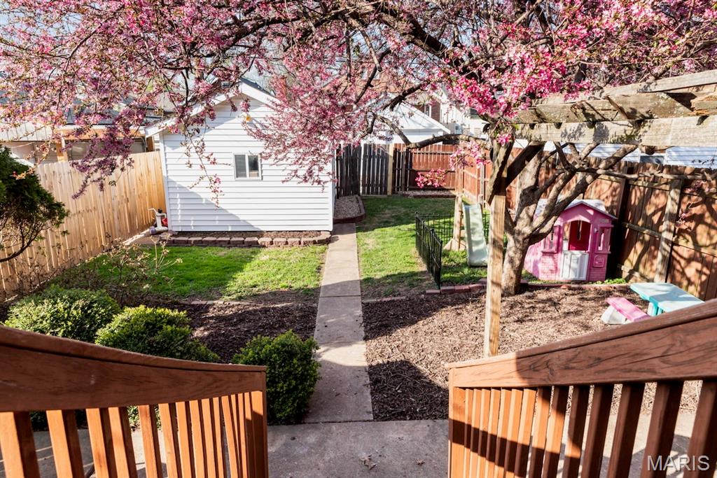 5521 Itaska Street St. Louis, MO 63109 - Photo 37 of 45
