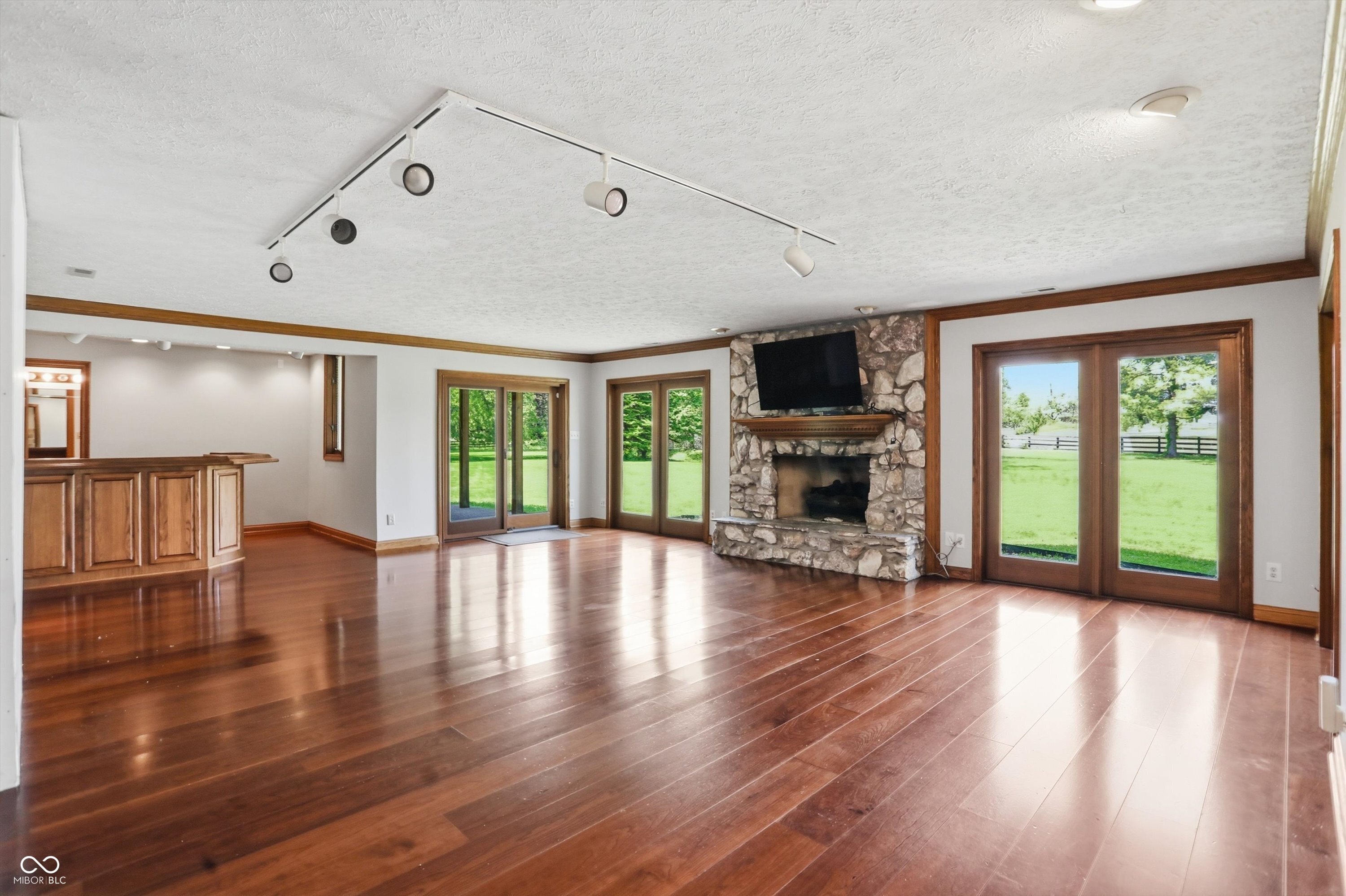 13500 Six Points Road Carmel, IN 46032 - Photo 23 of 65