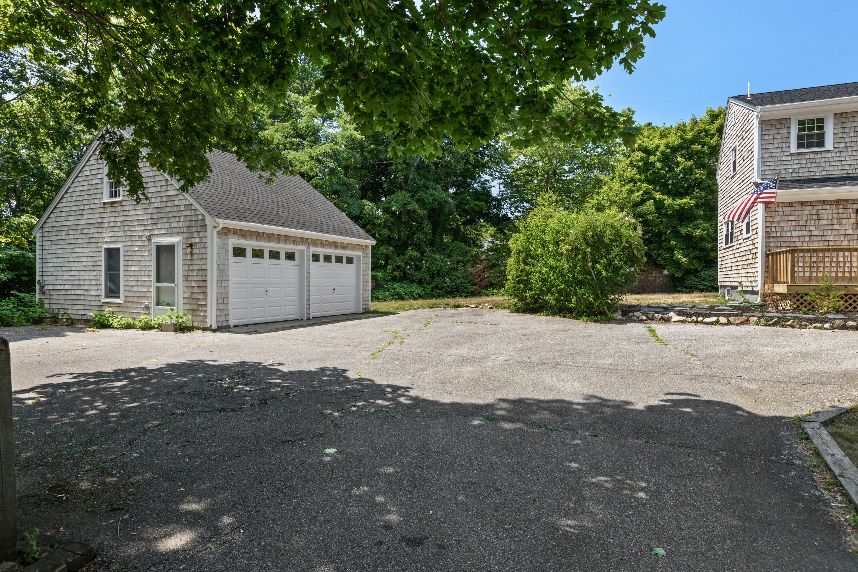 31 Jones Road Falmouth, MA 02540 - Photo 6 of 52 040