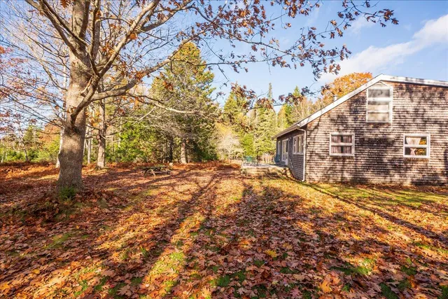 $385,000 | 376 West Bay Road, Islesboro, ME 04848
