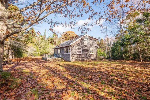 $385,000 | 376 West Bay Road, Islesboro, ME 04848