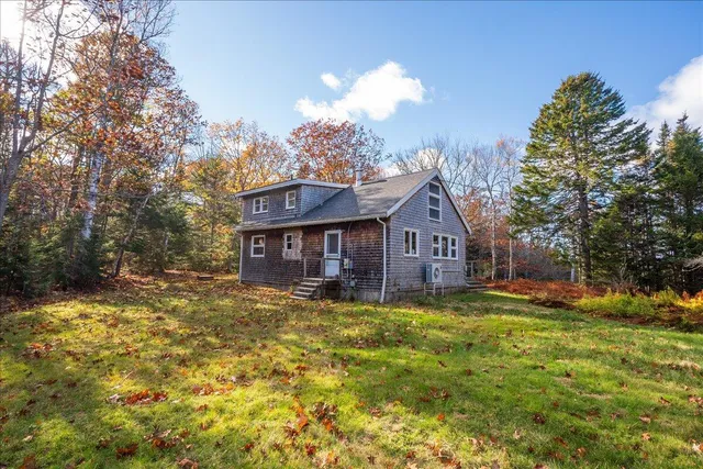 $385,000 | 376 West Bay Road, Islesboro, ME 04848
