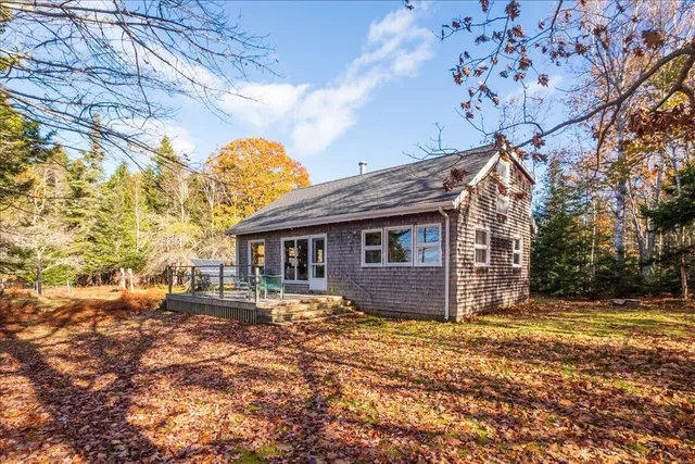 $385,000 | 376 West Bay Road, Islesboro, ME 04848
