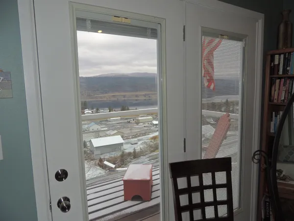 $499,900 | 42040 Lakeview Drive North, Davenport, WA 99122